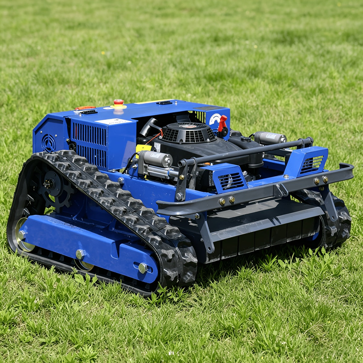 Remote-controlled Lawn Mower, Snow Pusher, All-terrain Self-propelled Robotic Lawn Mower, Outdoor Tools, Garden Tools. Suitable for Lawn Trimming in Various Scenarios, Can Be Used for Winter Snow Removal